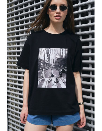 Футболка Vogue is my Work черная