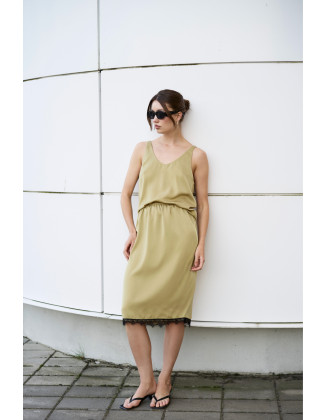 Юбка миди с кружевом олива