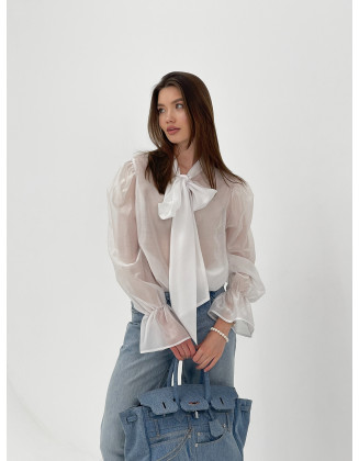 Блузка из тенсела молочная