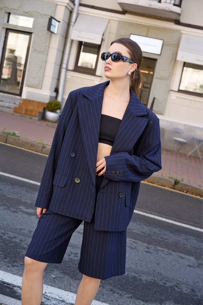 Жакет двубортный синий